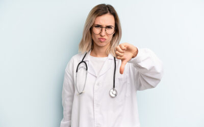 Baja médica en periodo de prueba: por qué extinguir el contrato es más arriesgado de lo que parece